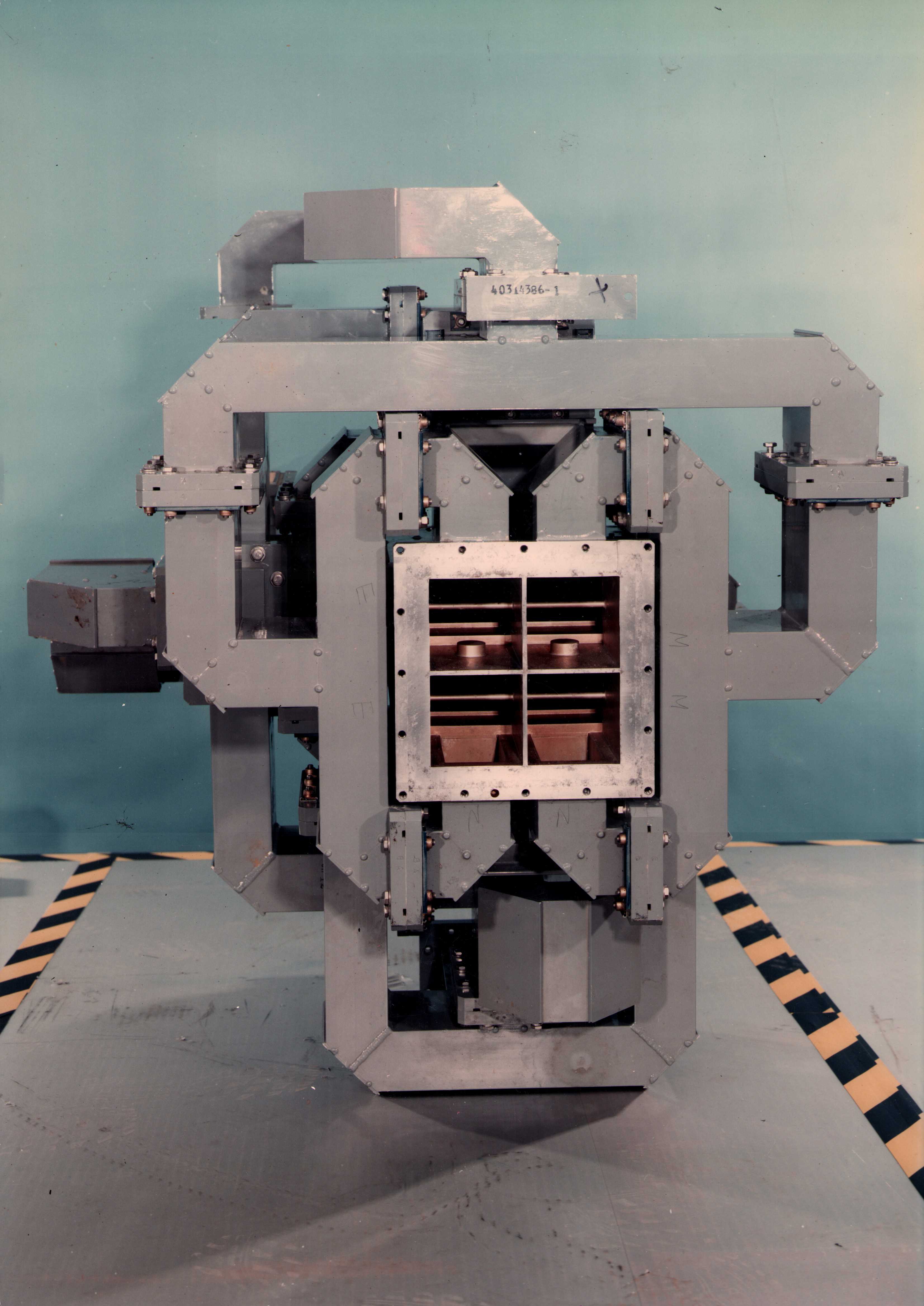 Assembled wave guide (1991, 91FC4115) 