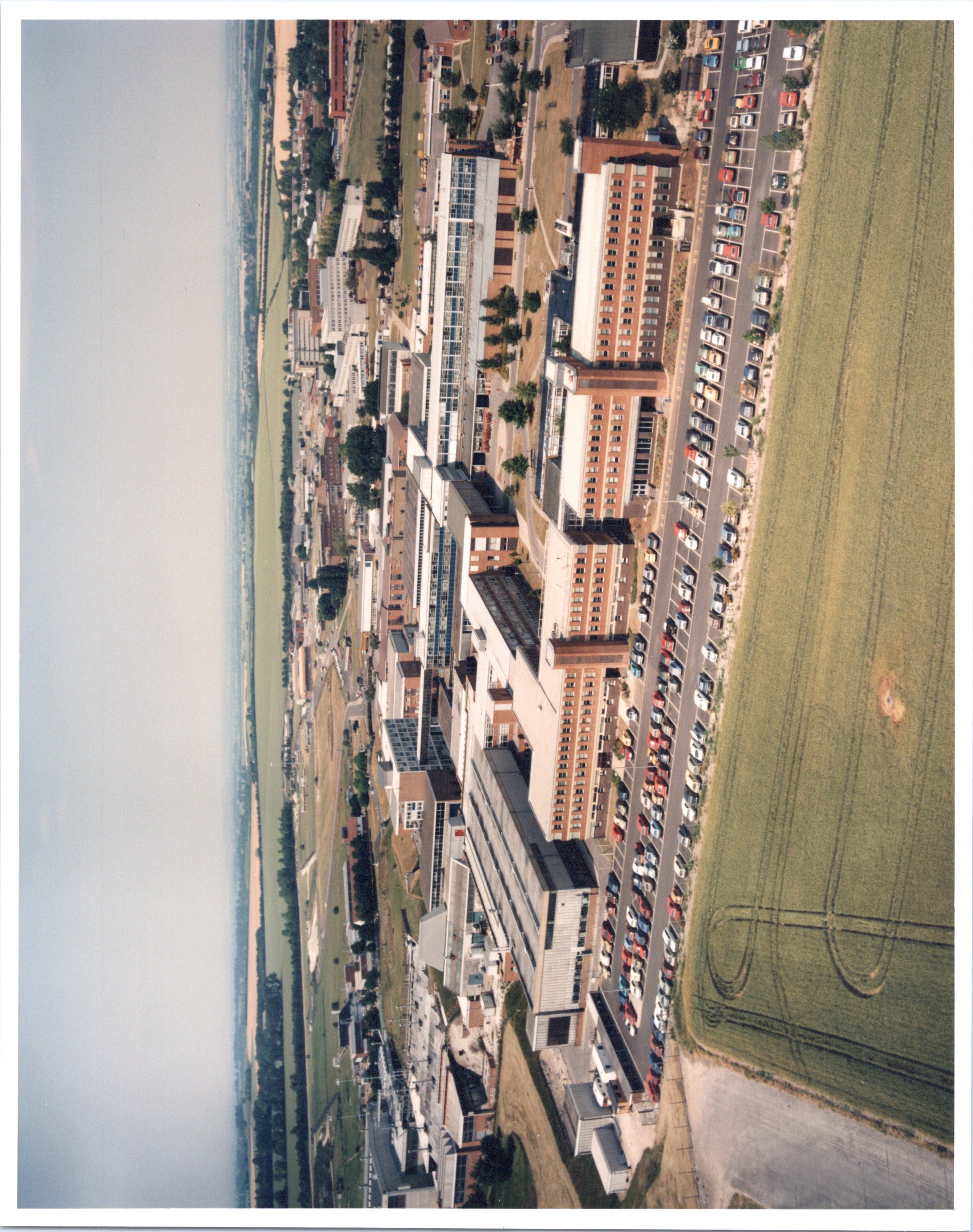 Aerial view of Rutherford Laboratory looking almost north; R25 and R68 in the foreground (1984, 84RC3108)