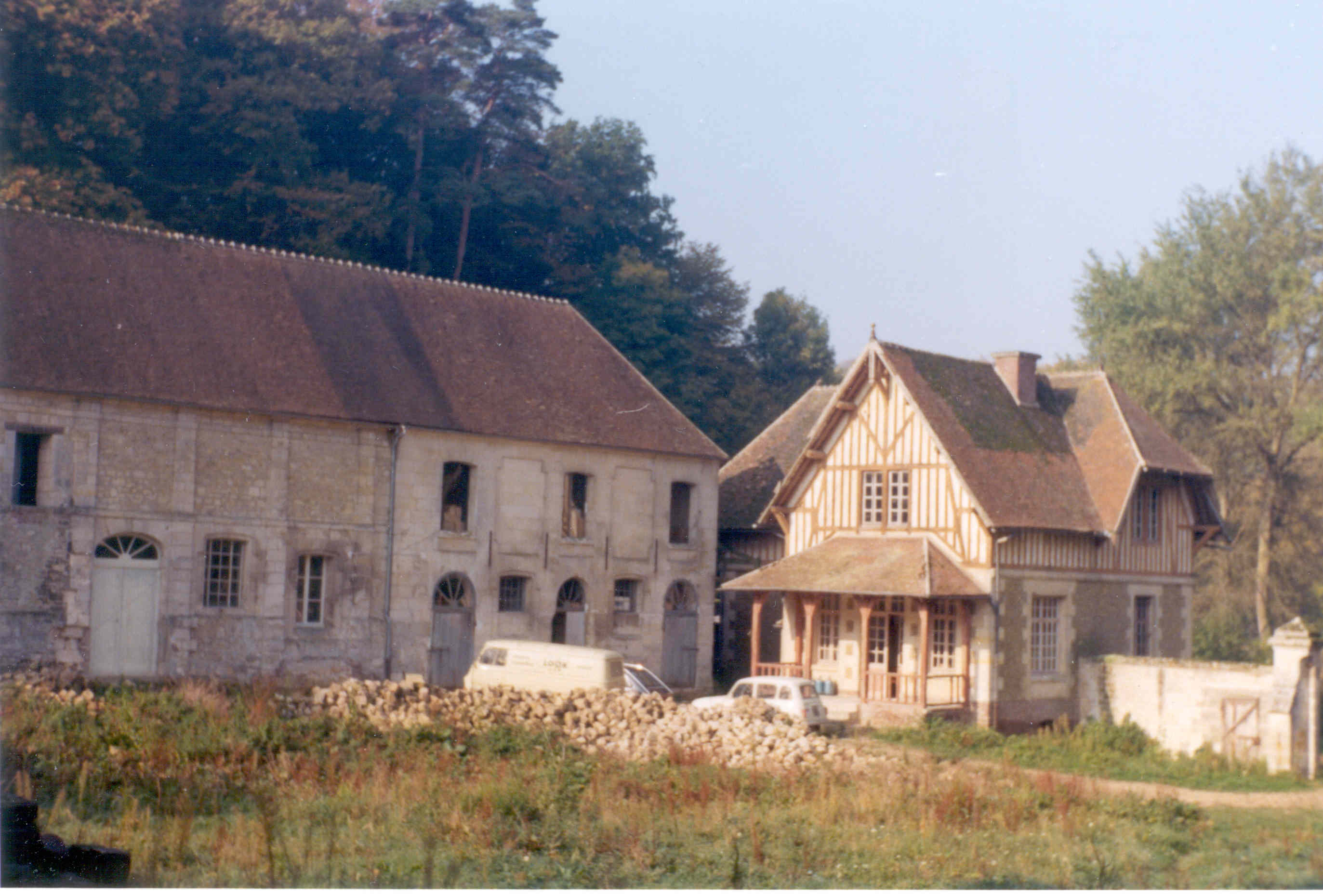 Chateau de Bellinglise, Picardy, November 1975