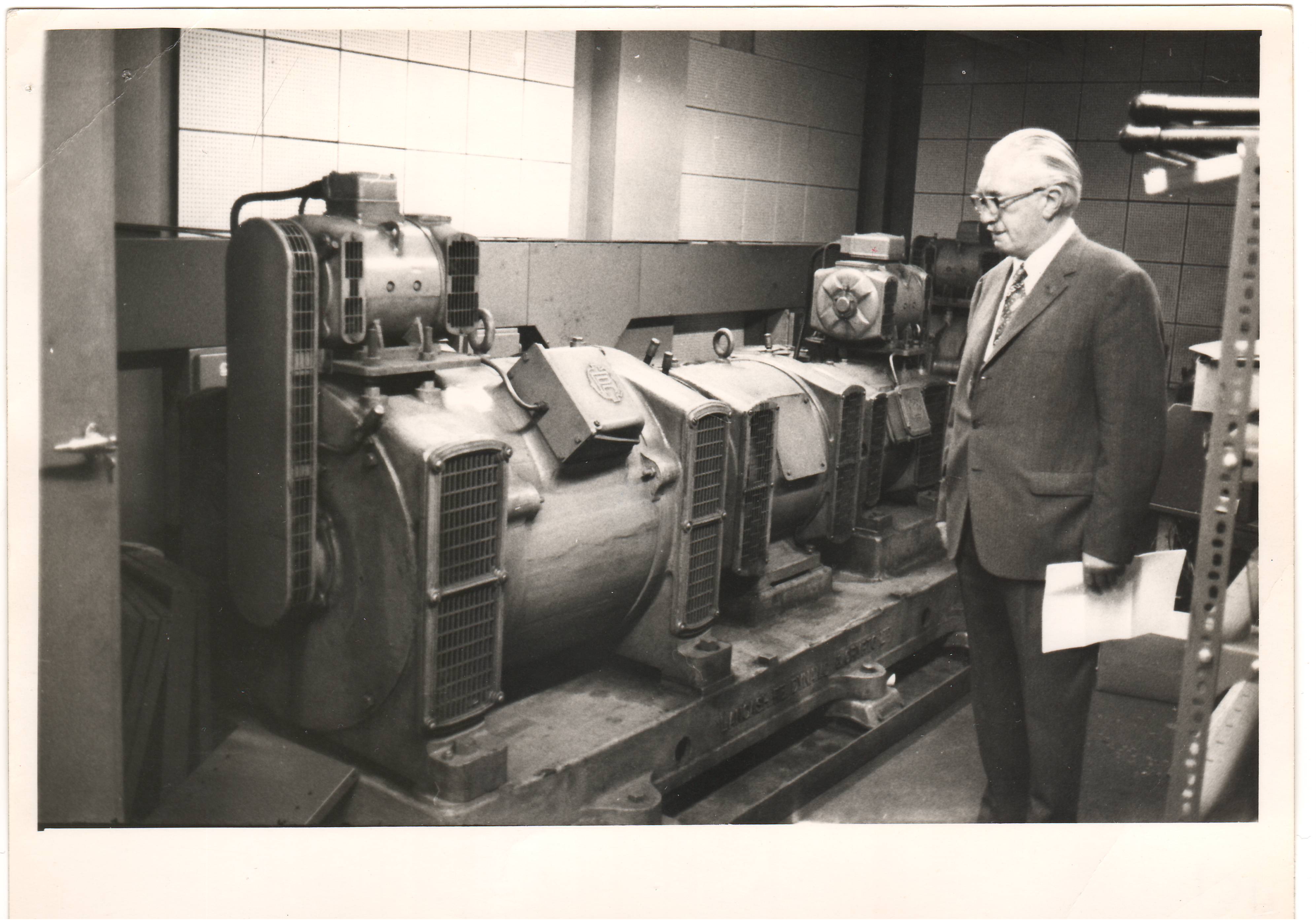 Fig 4: These motor alternators, of which there were three, supplied the power to the computer. One set was a stand-by. There was a separate small set supplying 80 cycle current to drive the four magnetic drums.