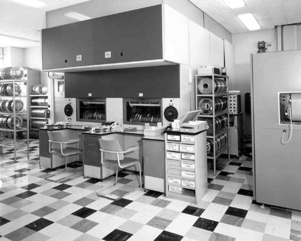 Robot Tape Store for Ampex Tapes