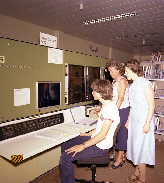 Liz Lee watches a Wantage student man the FR80