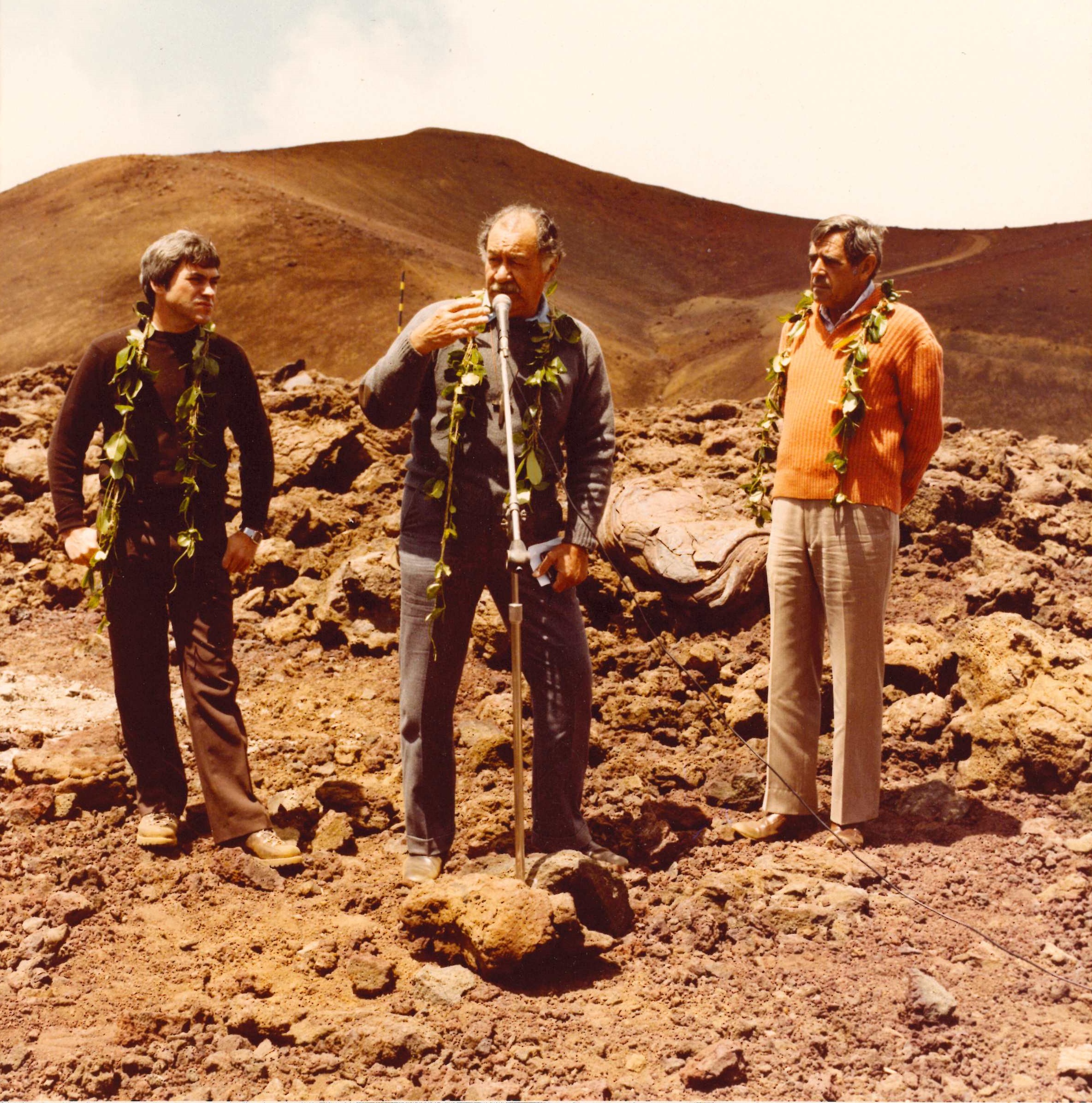 The breaking ground ceremony was held in April 1983 and the Hawaiian fire goddess Pele was asked for her good favours.