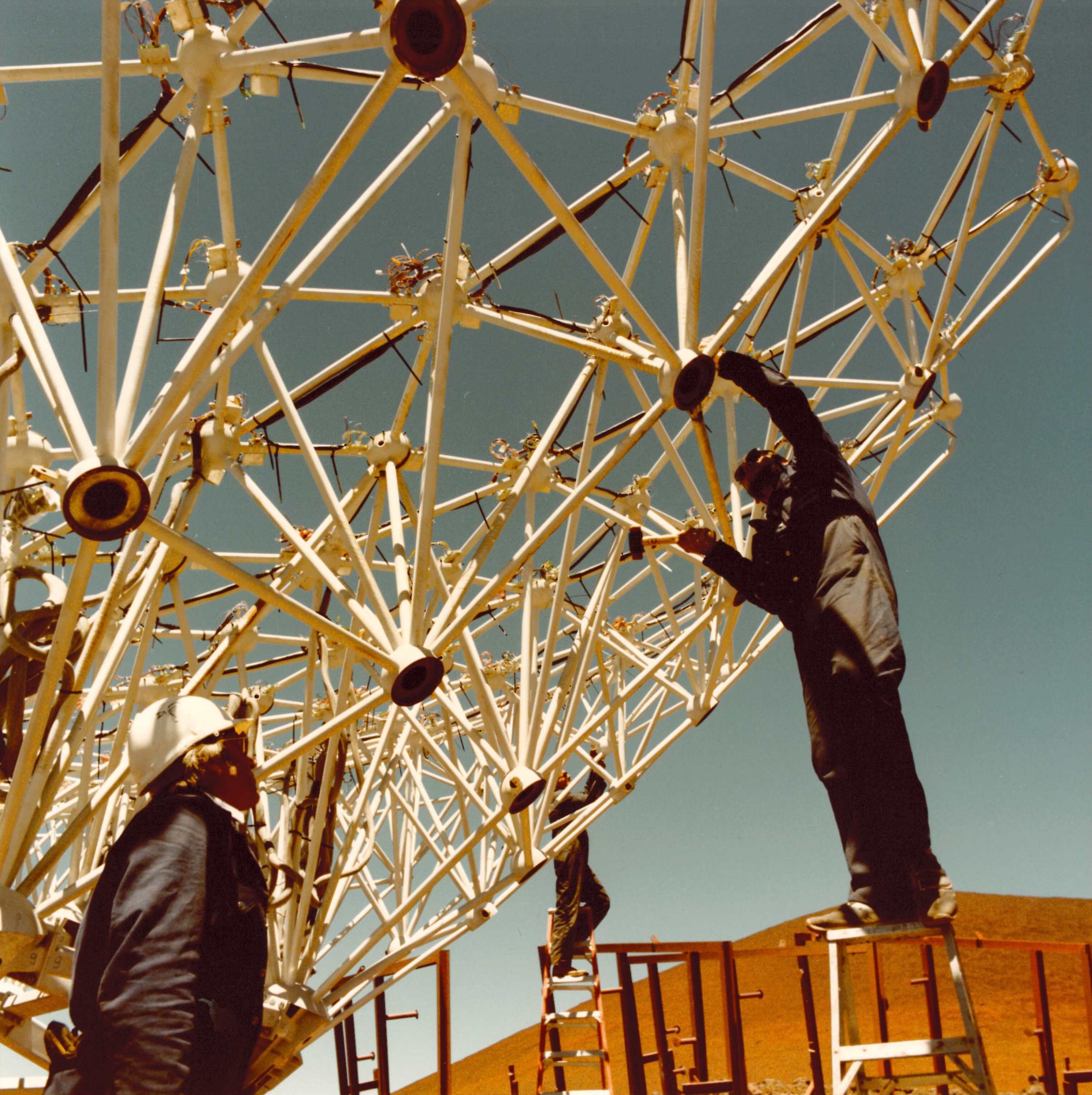 There were a few hairy moments lifting the reflector structure into the enclosure but by the end of 1986 the telescope was just about ready for first light.  The telescope and enclosure revolved together on a carousel.  Looking out of the dome the movement of the carousel is so smooth it feels as though you are sitting still and the whole world is revolving around you.